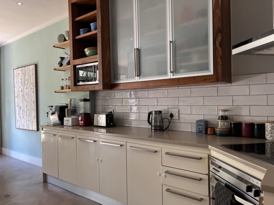 To Let 2 Bedroom Property for Rent in Oranjezicht Western Cape